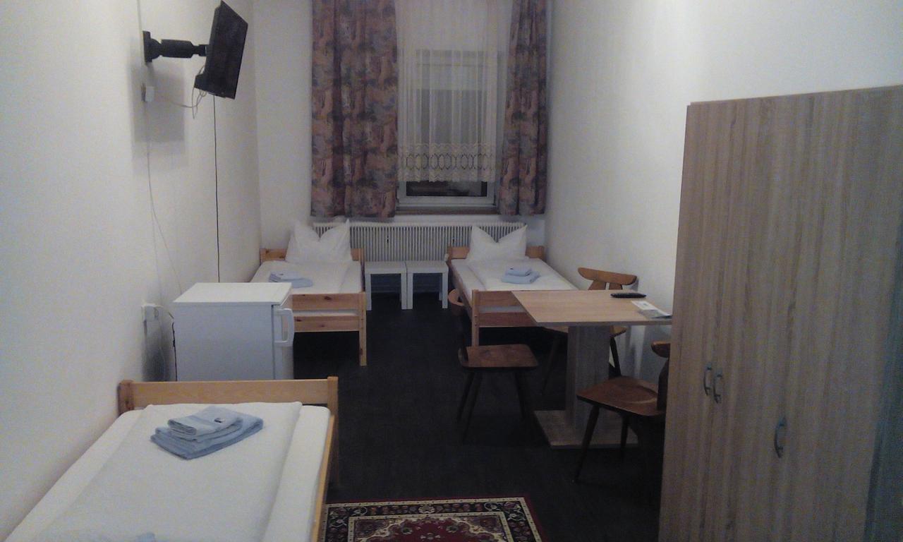 Gasthof Zum Nibelungenbauer Pöchlarn Esterno foto
